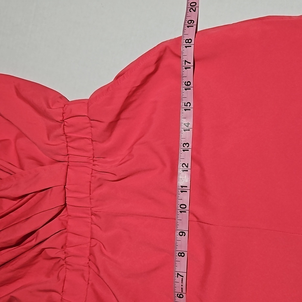 Coral Lightweight Halter Romper With Pockets - Picture 10 of 12